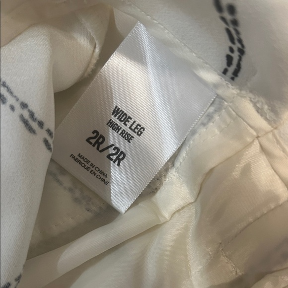 Express High Rise Checkered White Pants - Wide Leg 2R/2R - Picture 3 of 9